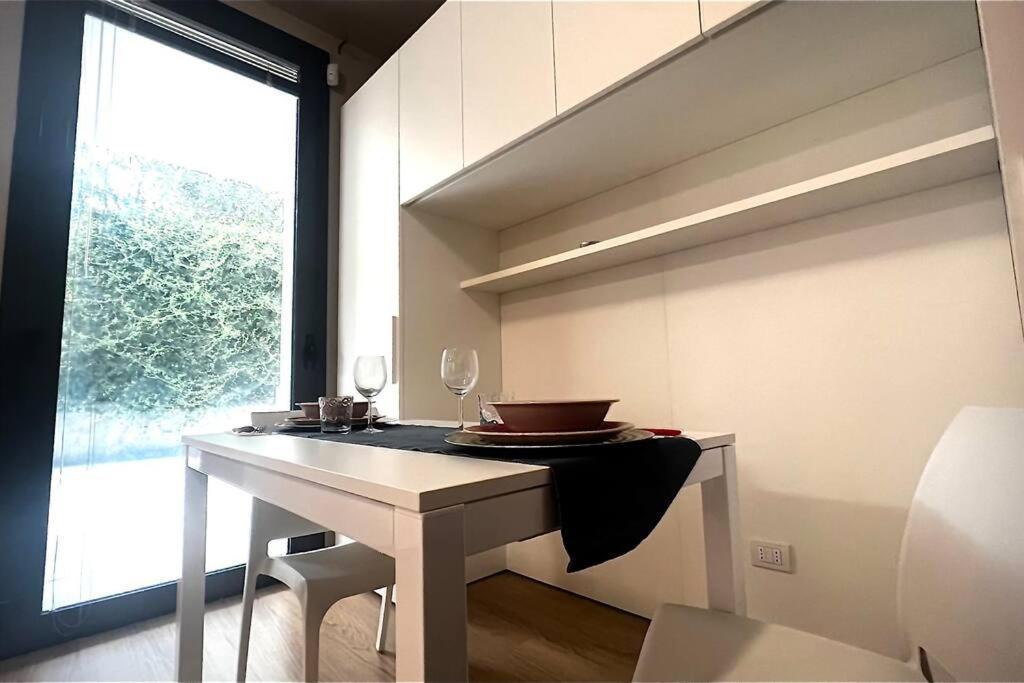 Urban House - Comfy Flat Navigli Milan Center 아파트 외부 사진